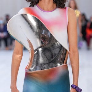 Loewe Spring/Summer 2022 60s mod trend space age